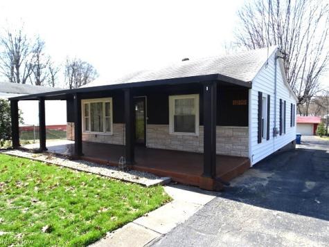 1010 Crestline Drive Akron OH 44312