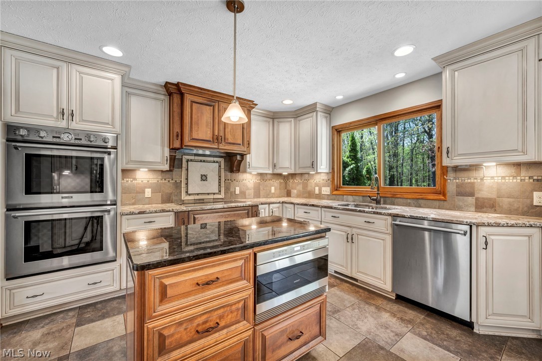3640 Parson Pond Circle Westlake OH 44145