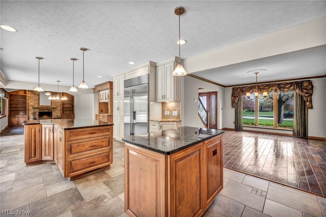3640 Parson Pond Circle Westlake OH 44145