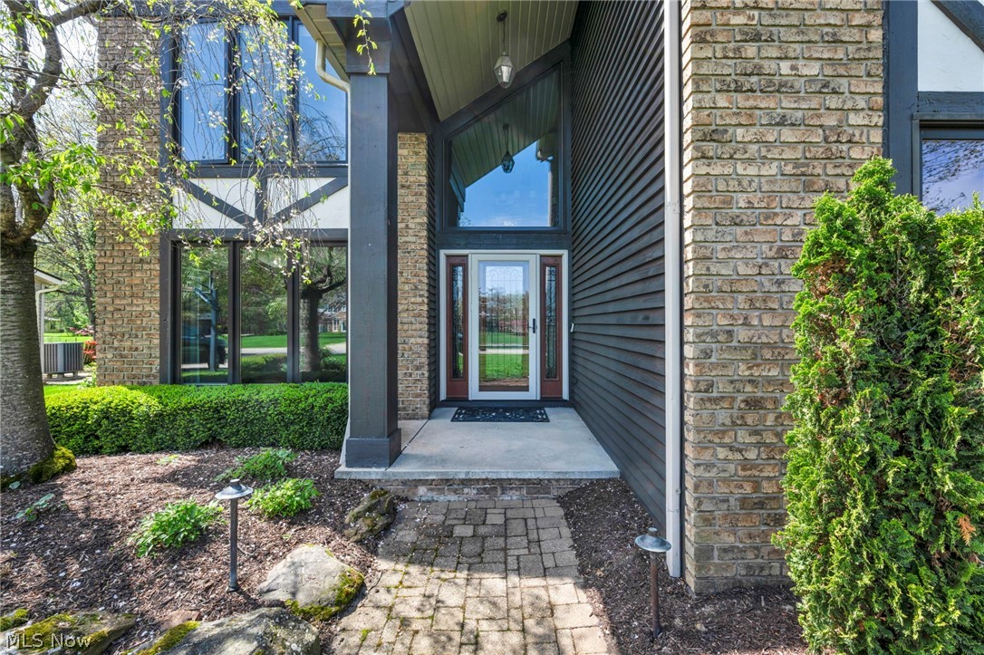 3640 Parson Pond Circle Westlake OH 44145