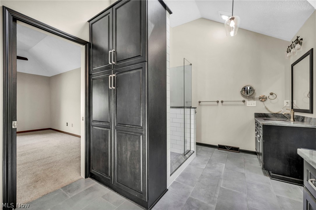 3640 Parson Pond Circle Westlake OH 44145