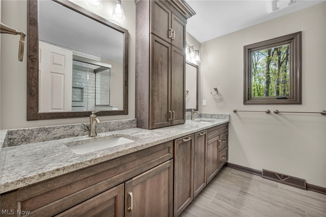 3640 Parson Pond Circle Westlake OH 44145
