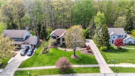 3640 Parson Pond Circle Westlake OH 44145