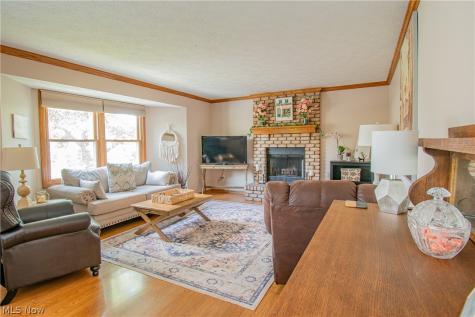 478 Amberwood Drive Akron OH 44312