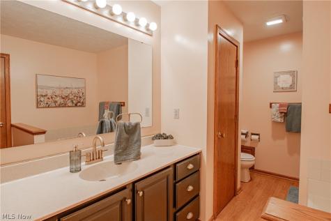 478 Amberwood Drive Akron OH 44312