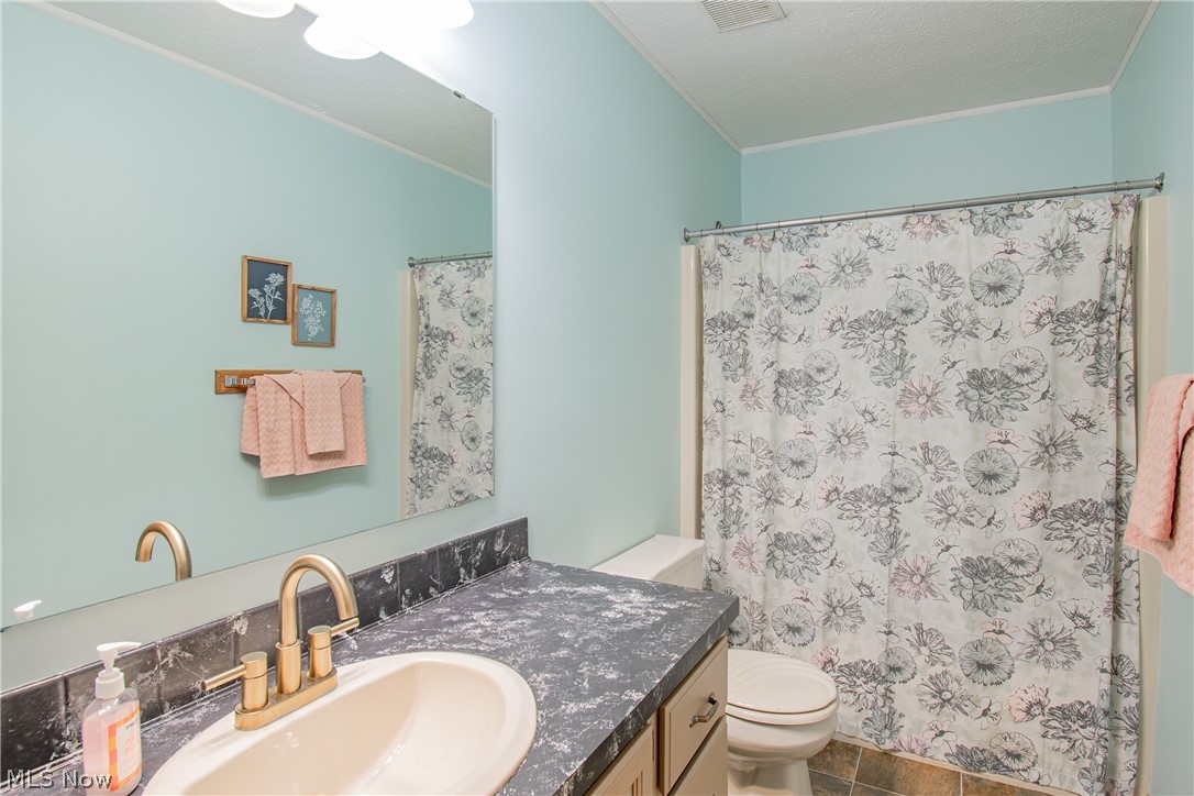 478 Amberwood Drive Akron OH 44312