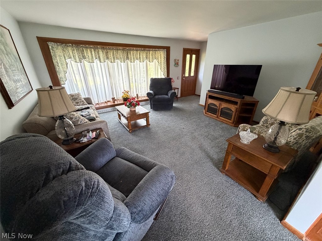 3937 Linda Street NW North Canton OH 44720