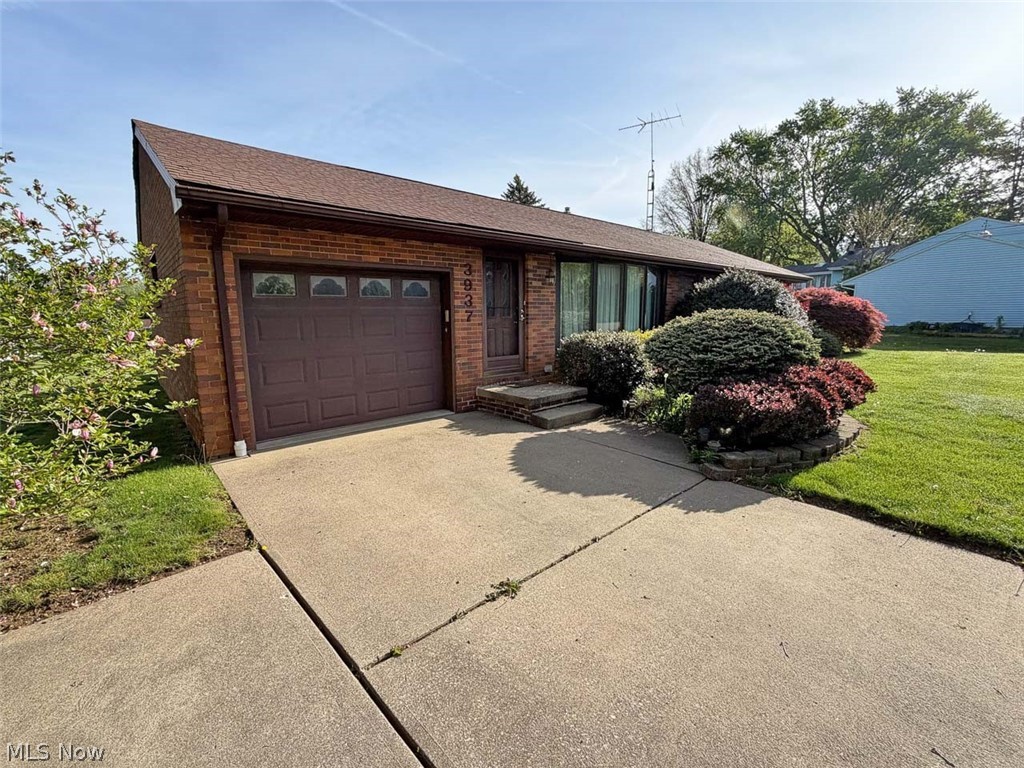 3937 Linda Street NW North Canton OH 44720