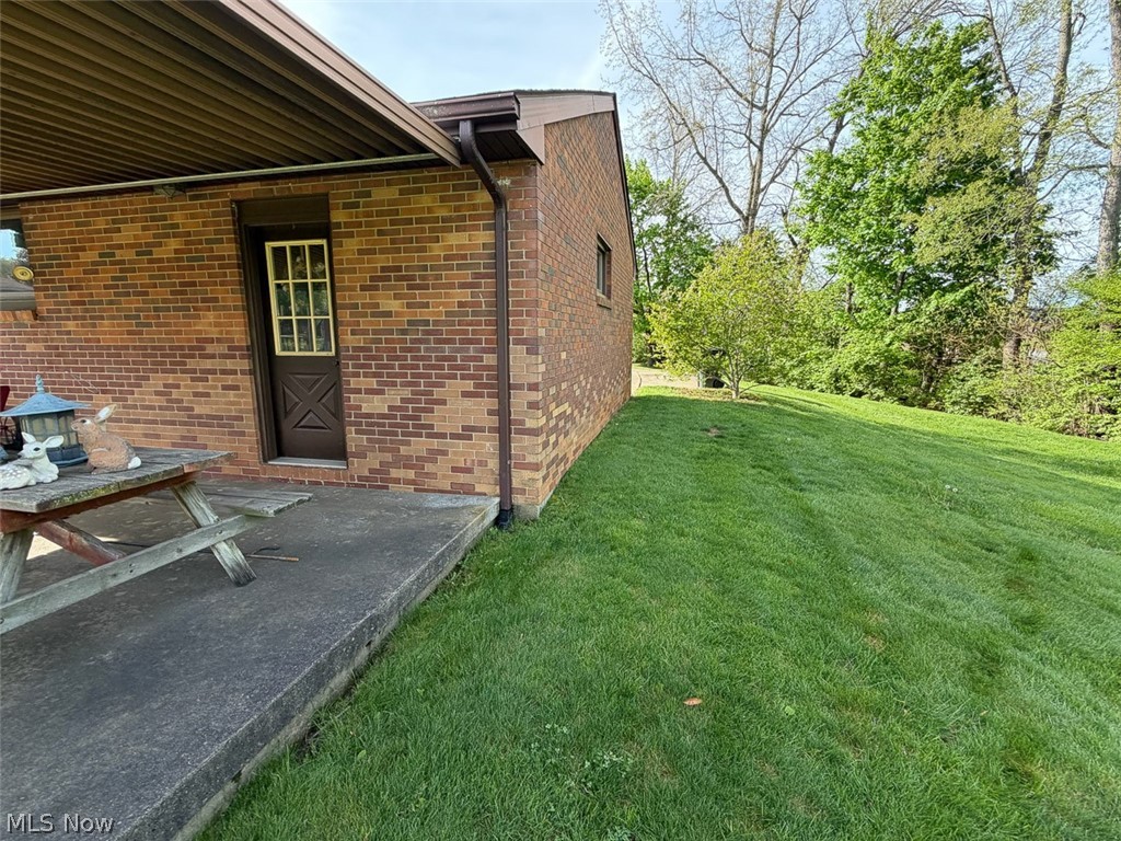 3937 Linda Street NW North Canton OH 44720