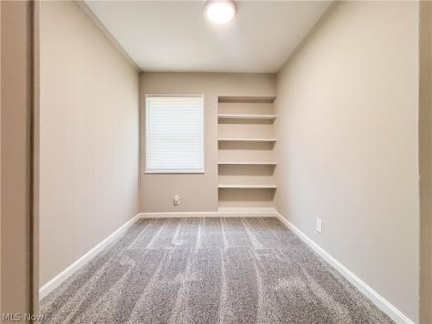 470 Standish Street NW Massillon OH 44647