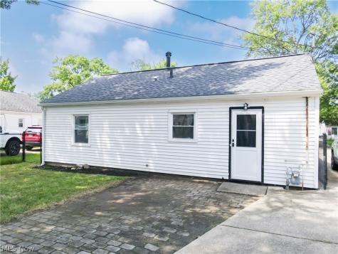 470 Standish Street NW Massillon OH 44647