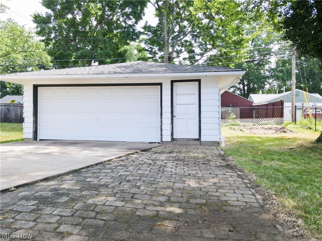 470 Standish Street NW Massillon OH 44647