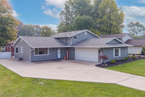 6073 Denise Drive North Ridgeville OH 44039