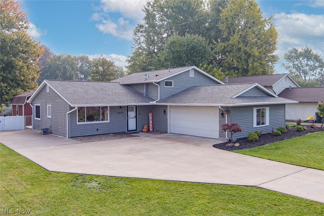 6073 Denise Drive North Ridgeville OH 44039