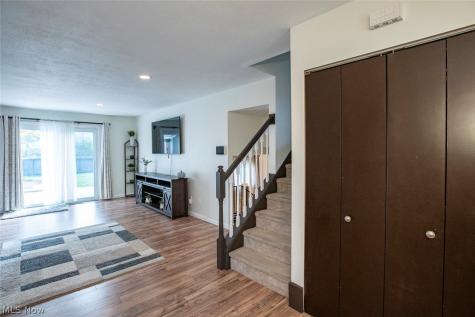 6073 Denise Drive North Ridgeville OH 44039