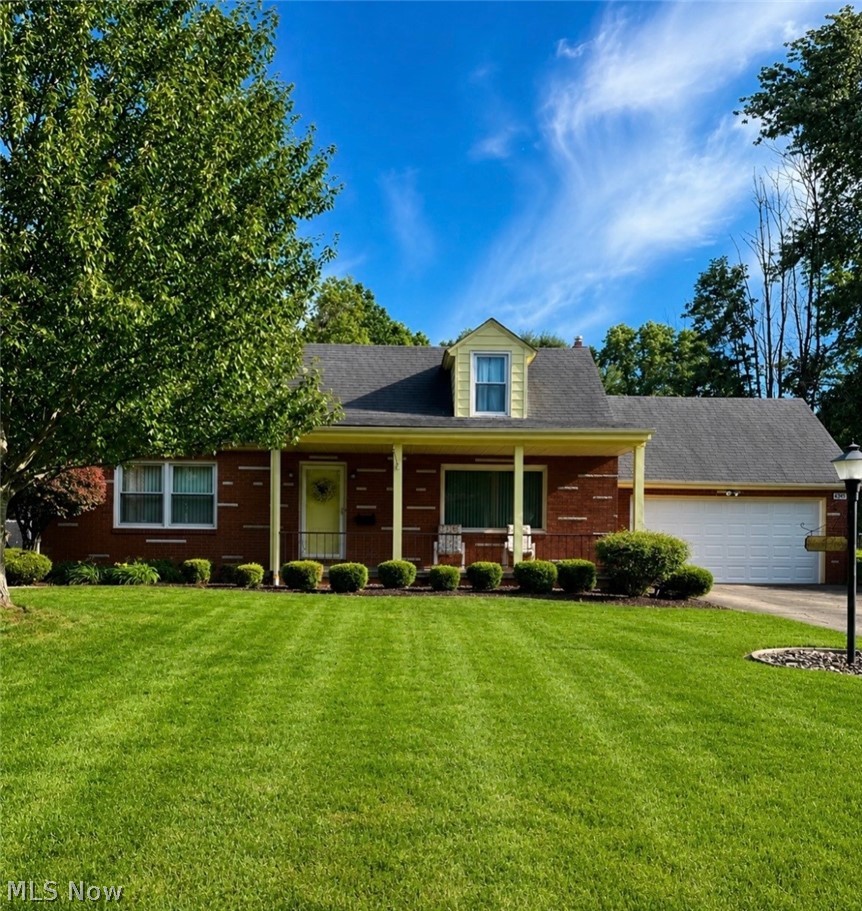 4345 Woodleigh Lane Youngstown OH 44511