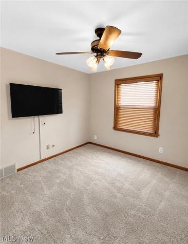 4345 Woodleigh Lane Youngstown OH 44511