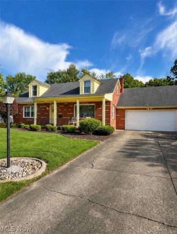 4345 Woodleigh Lane Youngstown OH 44511