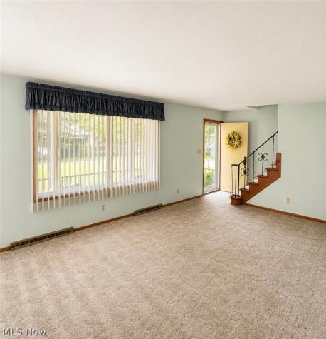 4345 Woodleigh Lane Youngstown OH 44511