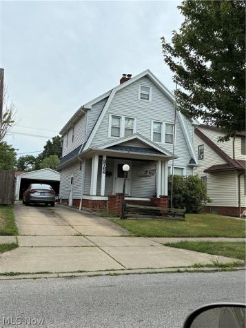 3766 Grosvenor Road South Euclid OH 44118