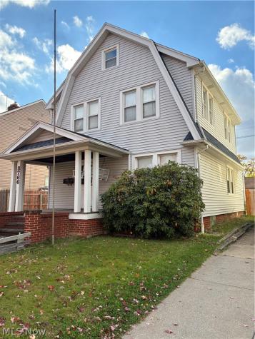 3766 Grosvenor Road South Euclid OH 44118