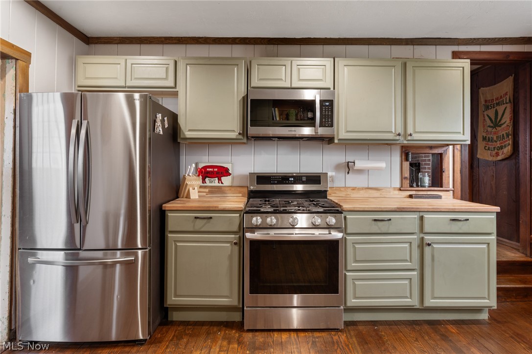 9455 Robinson Road Chardon OH 44024