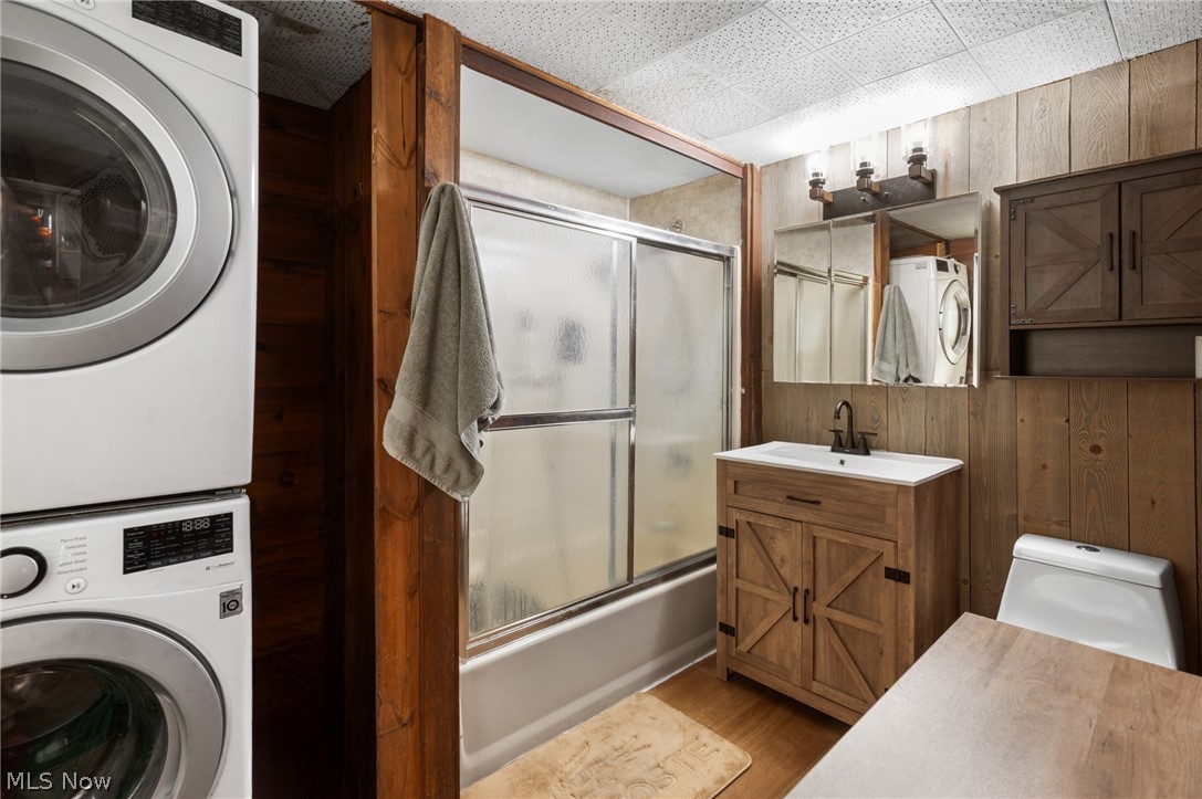 9455 Robinson Road Chardon OH 44024
