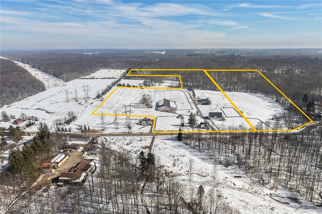 9455 Robinson Road Chardon OH 44024
