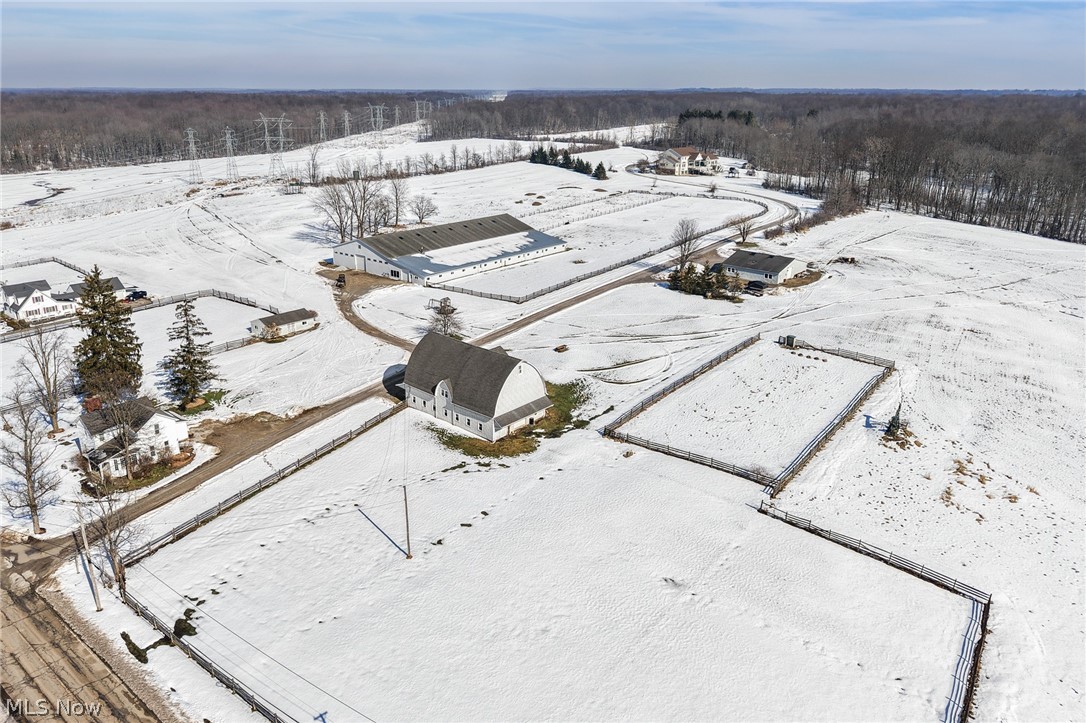 9455 Robinson Road Chardon OH 44024