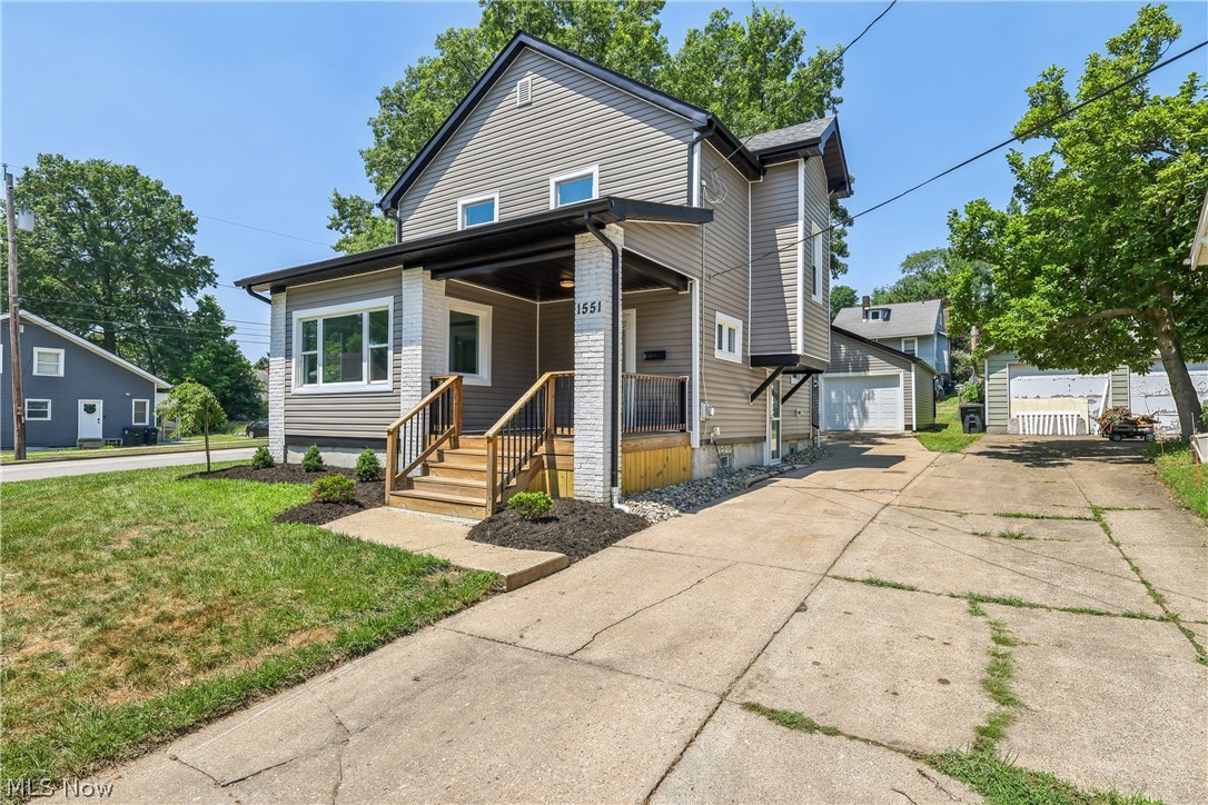 1551 Preston Avenue Akron OH 44305