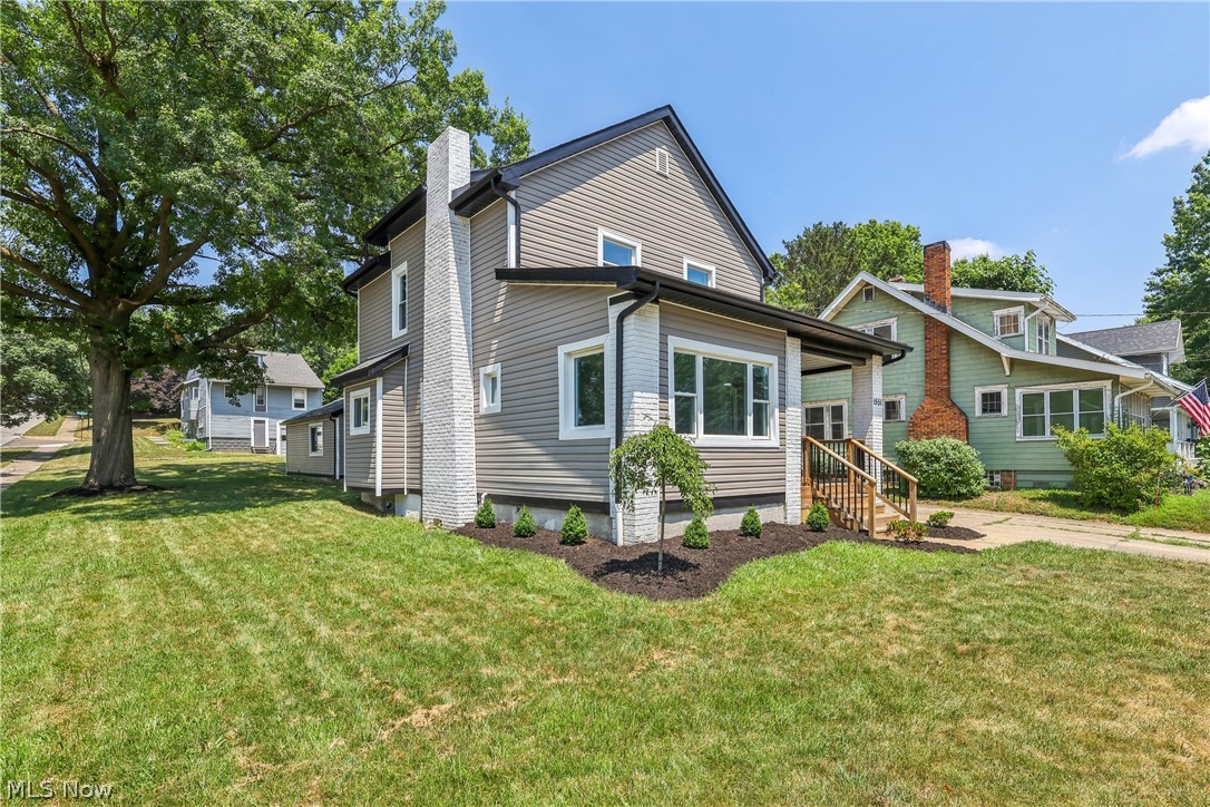 1551 Preston Avenue Akron OH 44305