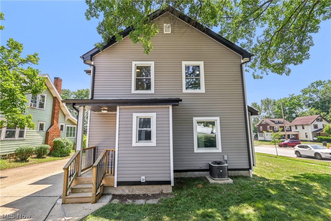 1551 Preston Avenue Akron OH 44305