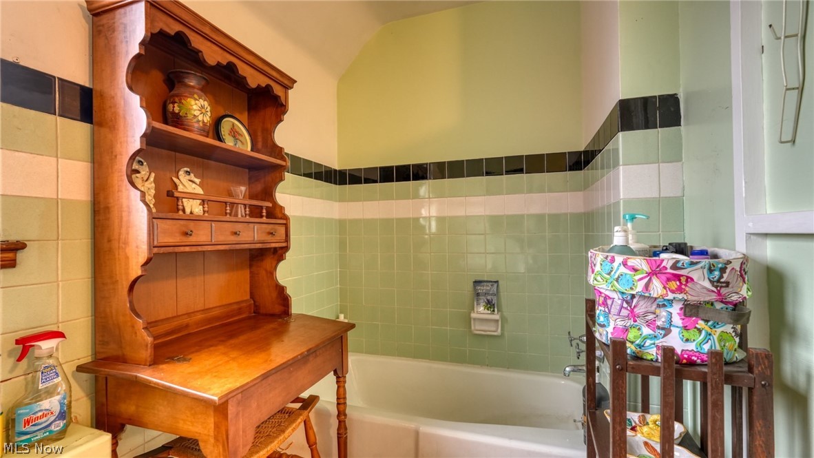 227 S 5th Street Byesville OH 43723