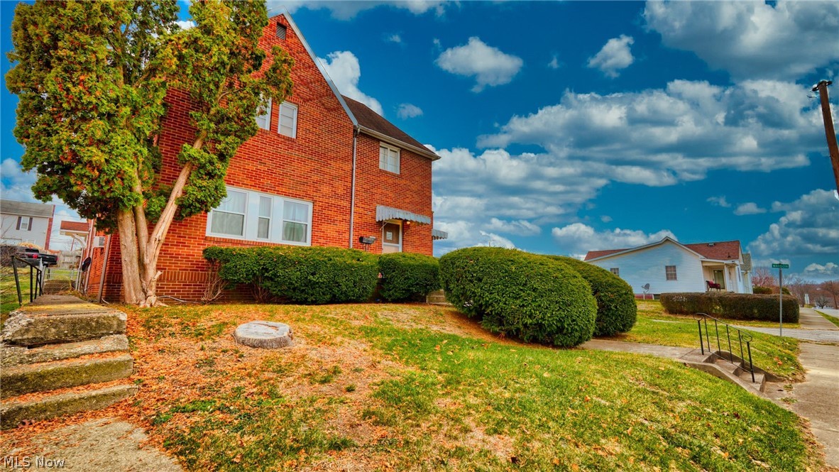 227 S 5th Street Byesville OH 43723