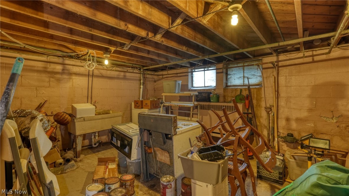 227 S 5th Street Byesville OH 43723