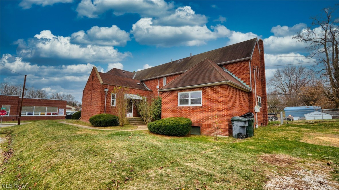 227 S 5th Street Byesville OH 43723
