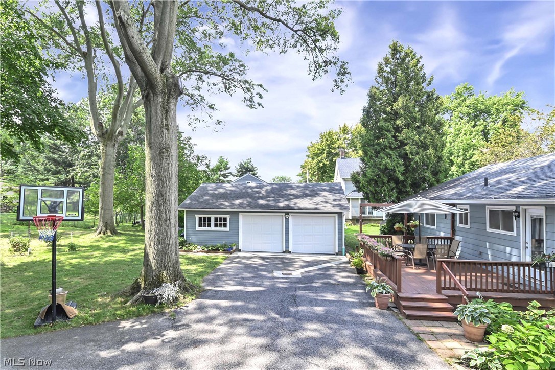 33081 Lake Road Avon Lake OH 44012