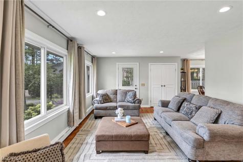 33081 Lake Road Avon Lake OH 44012