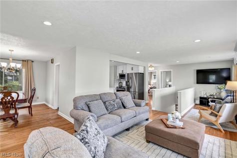 33081 Lake Road Avon Lake OH 44012