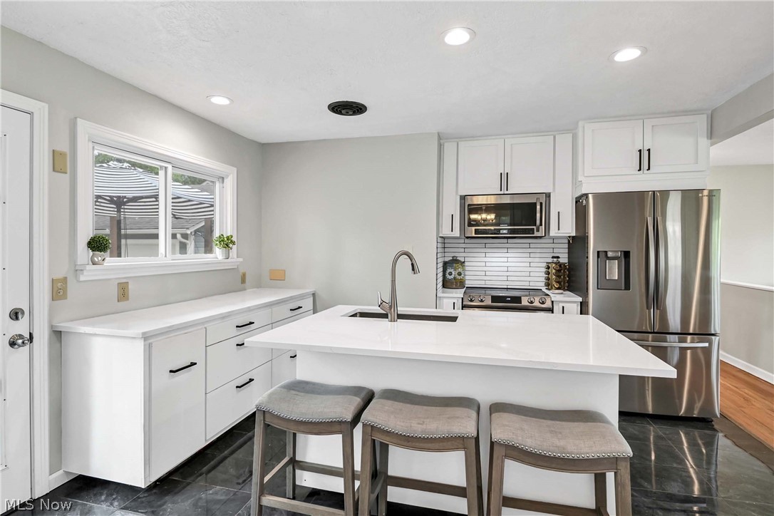 33081 Lake Road Avon Lake OH 44012
