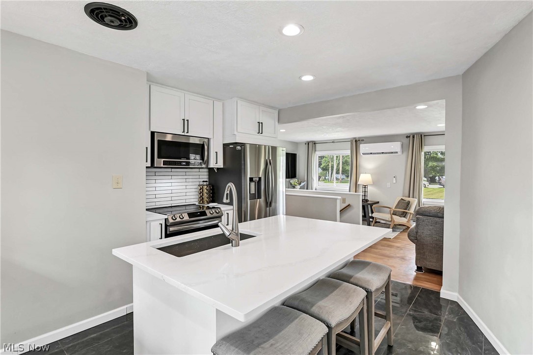 33081 Lake Road Avon Lake OH 44012