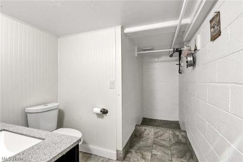 33081 Lake Road Avon Lake OH 44012
