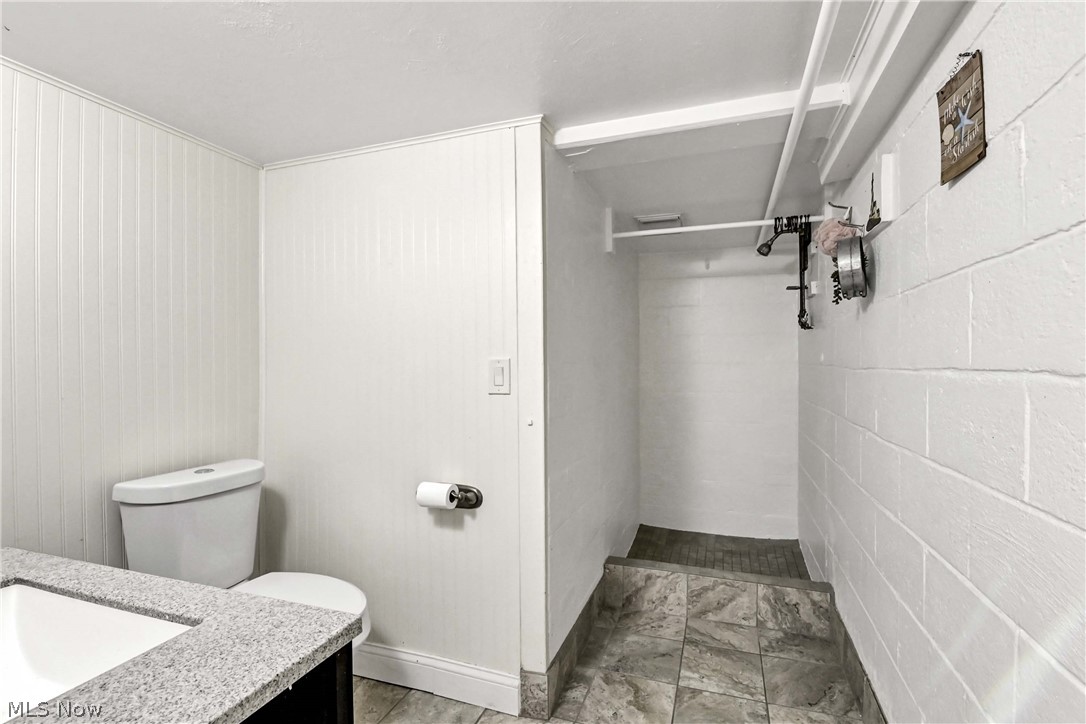 33081 Lake Road Avon Lake OH 44012