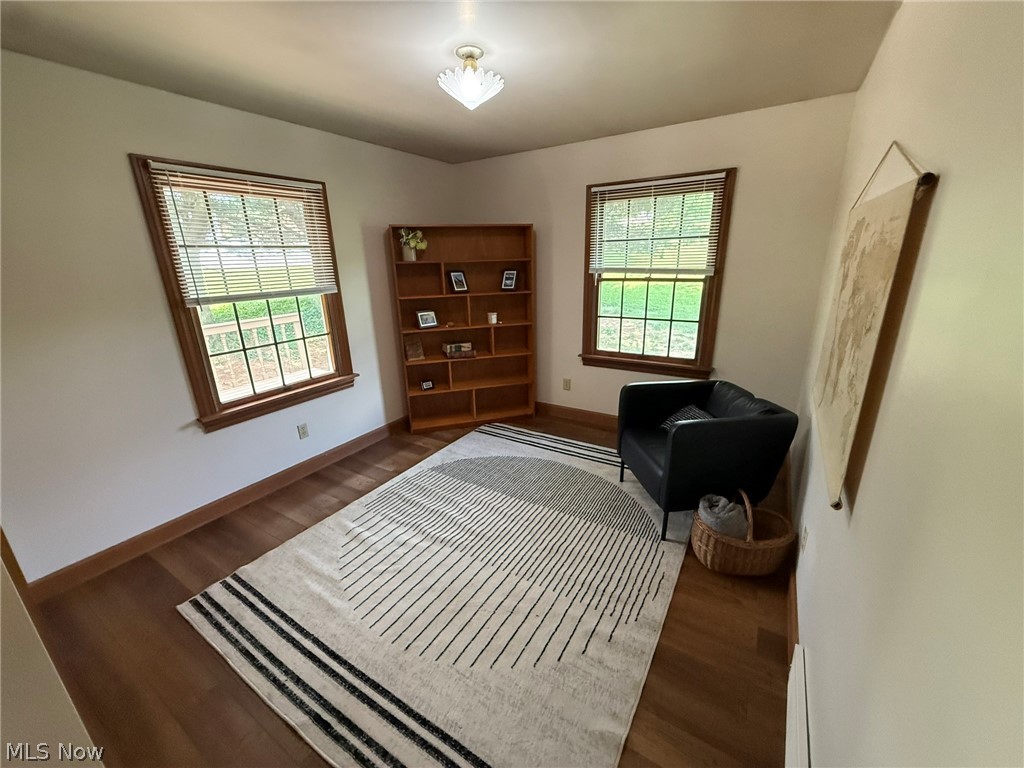 238 Edgemore Street NE Sugarcreek OH 44681