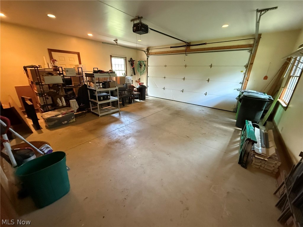 238 Edgemore Street NE Sugarcreek OH 44681