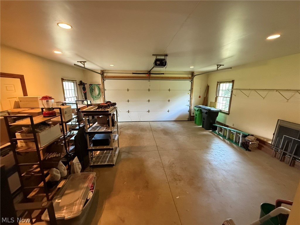238 Edgemore Street NE Sugarcreek OH 44681