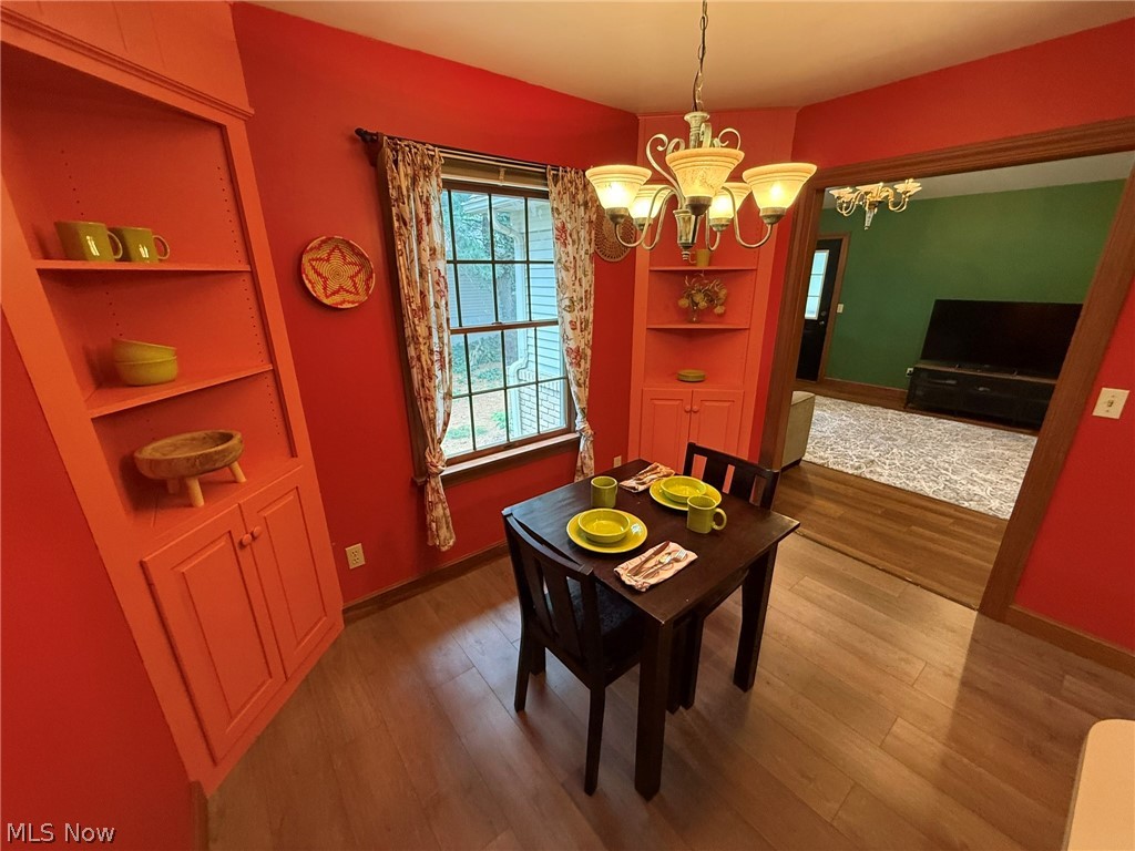 238 Edgemore Street NE Sugarcreek OH 44681