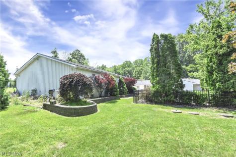 301 Crosse Road Amherst OH 44001