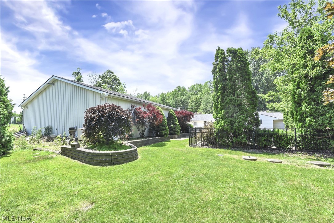 301 Crosse Road Amherst OH 44001