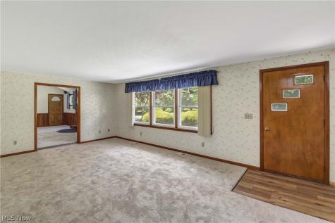 301 Crosse Road Amherst OH 44001